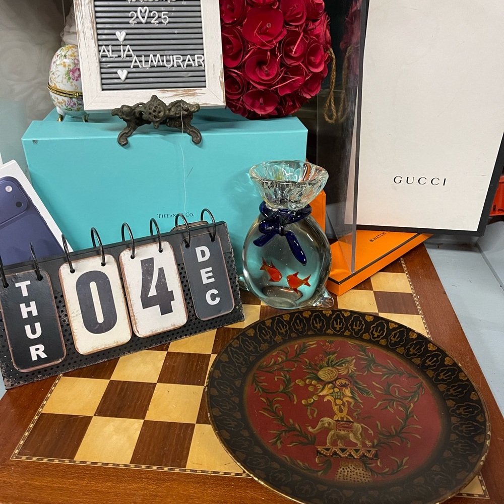 Vintage 90s Raymond Waites Studio
Decorative Plate